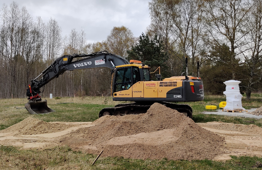 VolvoEC240C-1